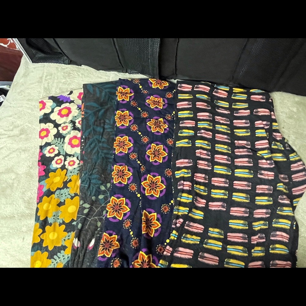 Lularoe Tall & Curvy Leggings